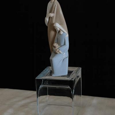 Lladro "Holy Family" Porcelain Figurine – Jesus, Mary & Joseph – Modern Nativity Sculpture
