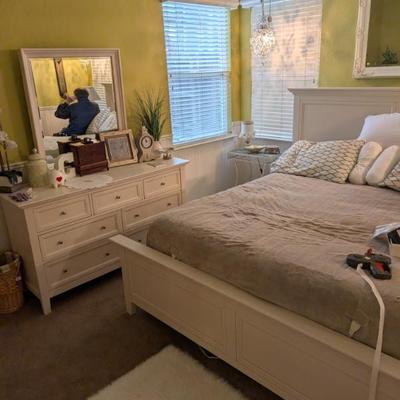 Sale Photo Thumbnail #256