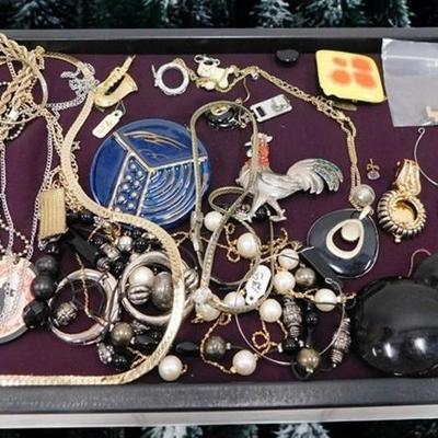 Sale Photo Thumbnail #80