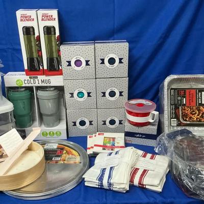 Assorted Kitchen Items incl. Williams Sonoma