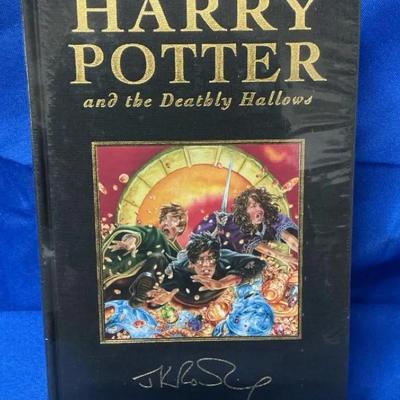 Harry Potter and the Deathly Hallows Delux UK First Edition SEALED