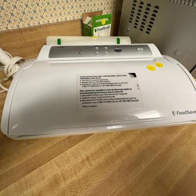 FoodSaver V2460 vacuum sealer machine