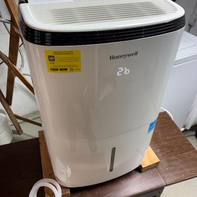 Honeywell Smart Wi-Fi 70-Pint Energy Star Dehumidifier