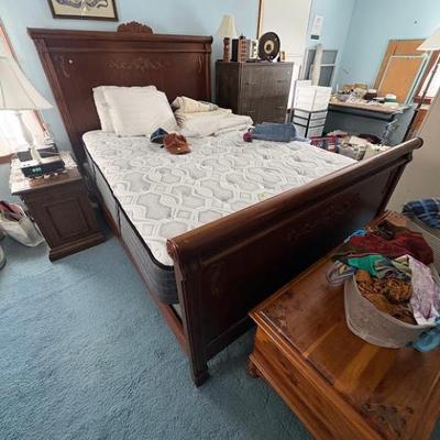 Antique dark wood headboard, bedframe and footboard