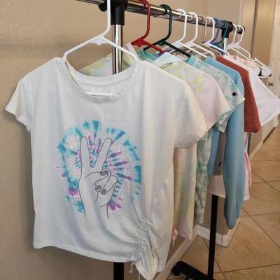 Teen Girl's Clothes Size 14 / Large, (11 Total Pieces), Variety Of Tops & Pants 