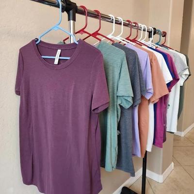 Women's Tops & T-shirts, Size Large (12 Total) Reebok, Adidas, Disney, Hurley & More