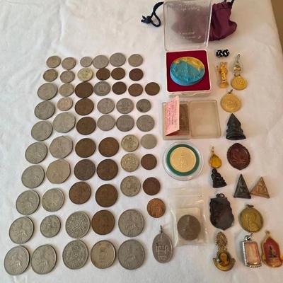 Foreign Coins & Souvenir Baubles