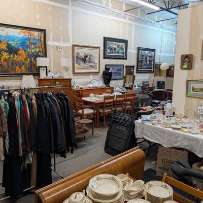 Estate sale photo