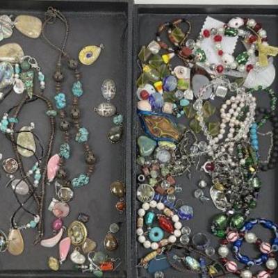 Sale Photo Thumbnail #789