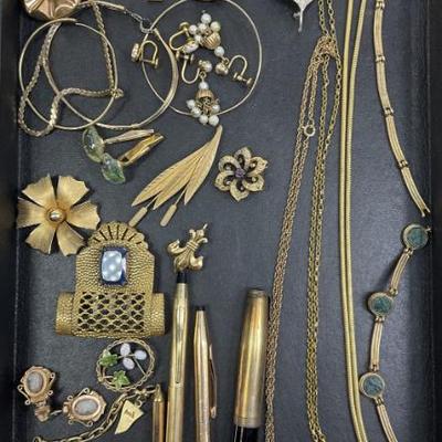 Sale Photo Thumbnail #757