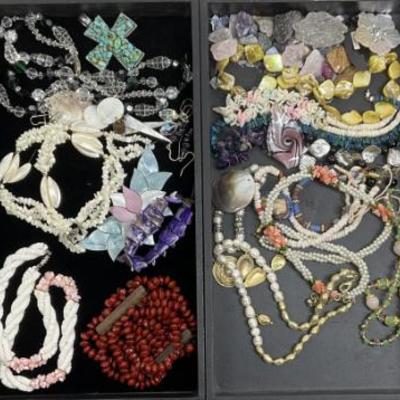 Sale Photo Thumbnail #781