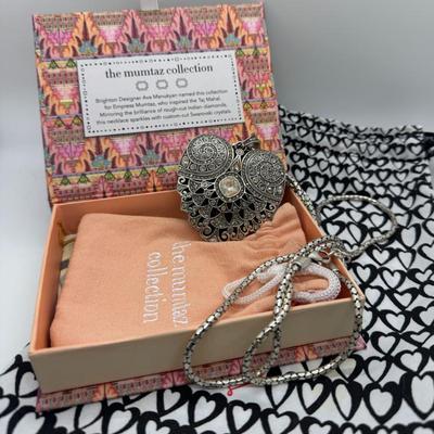 Sale Photo Thumbnail #108