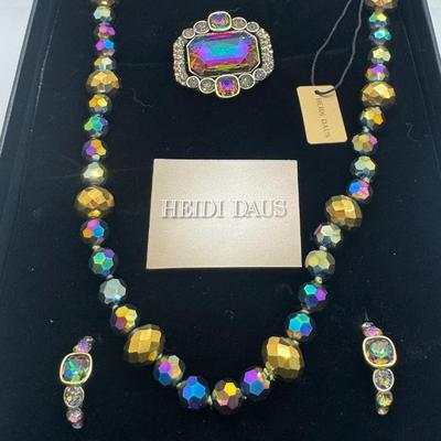 Sale Photo Thumbnail #109