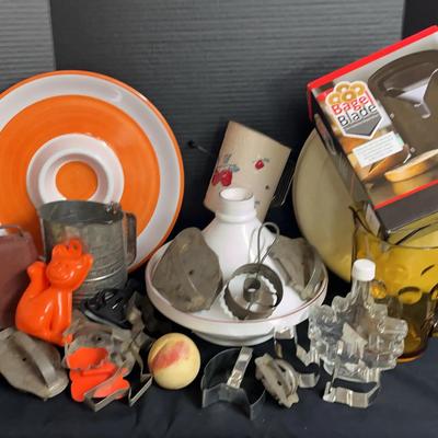 Vintage & Modern Kitchen Collection with Tagine, Cookie Cutters & Tupperware