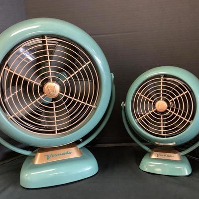 Pair Of Vintage Vornado Air Circulator Fans 