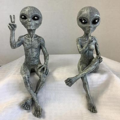 Pair Of Shelf Sitter Alien Figurines