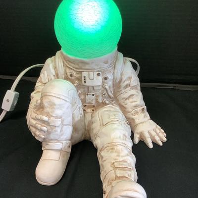 Sitting Astronaut Resin Lamp