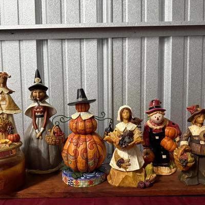Fall/Thanksgiving Wooden Figurines 
(Scarecrow is Ceramic) 