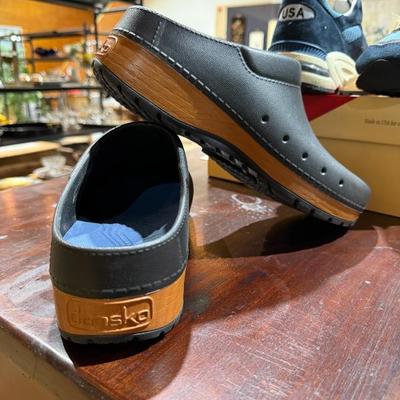 Sale Photo Thumbnail #87