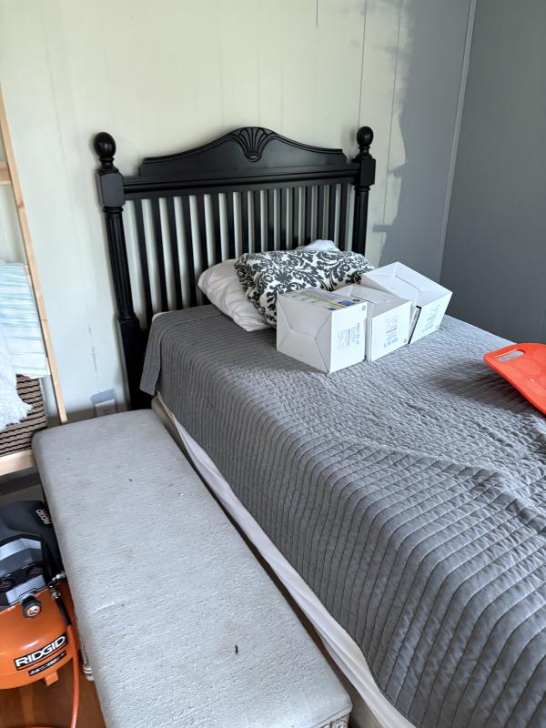 Sale Photo Thumbnail #4