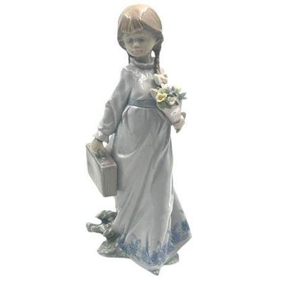 Sale Photo Thumbnail #89: Lot 150   
Lladro "School Days", 7604, Porcelain Figurine