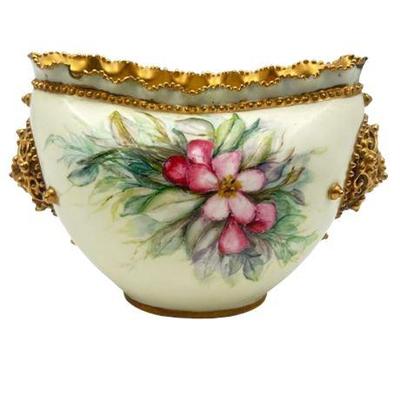 Sale Photo Thumbnail #85: Lot 138   
KTK Lotus Ware Columbia Floral Bowl, Lacy Ruffled Gold Trim