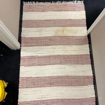 304: Woven Stripe Runner Rug with Fringe – 3’10” x 6’2”