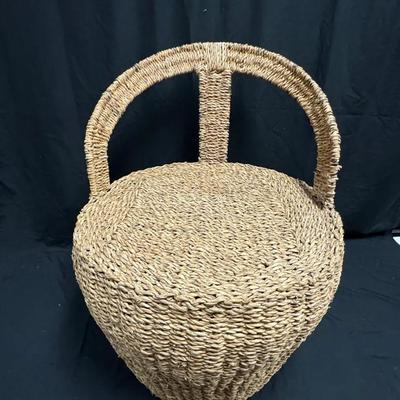 290: Large Hand Woven Sea Grass /water Hyacinth Chair 