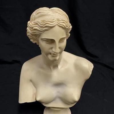 293: Venus / Aphrodite Hand Made In Cyprus Alabaster Bust 