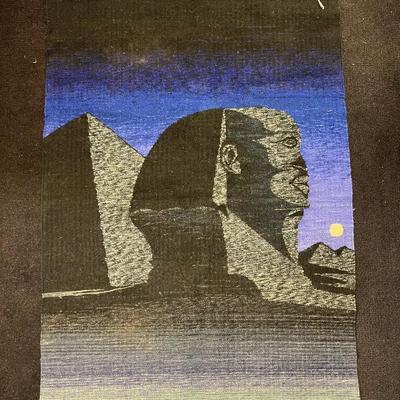 302: Graphic Art Area Rug with Egyptian-Inspired Sphinx Design – 30” x 3’4”