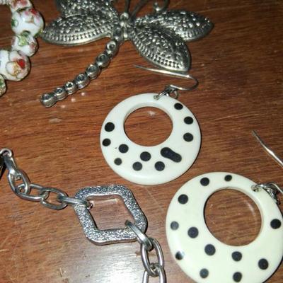 Sale Photo Thumbnail #21