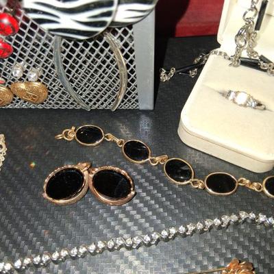 Sale Photo Thumbnail #41