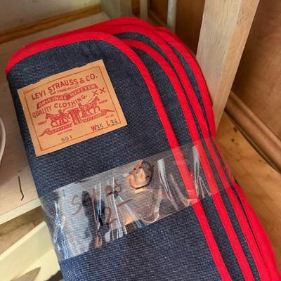 Sale Photo Thumbnail #379