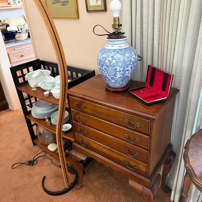 Sale Photo Thumbnail #140