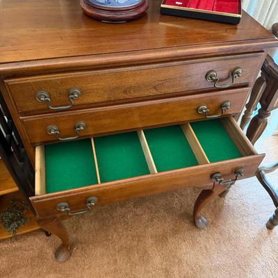 Sale Photo Thumbnail #145