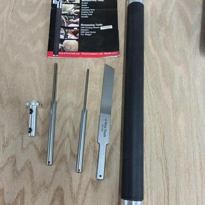  D-Way wood lathe turning tools 1/8 beading tool,3/16 beading tool,thin parting tool,1/2 to3/8 bushing and handle $100.