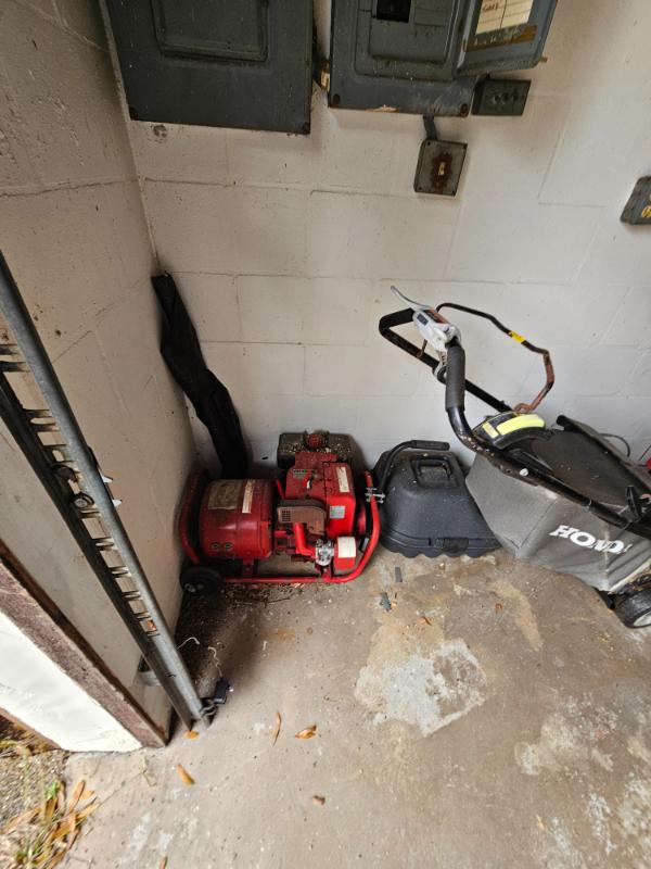 Sale Photo Thumbnail #16