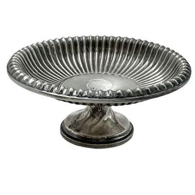 Sale Photo Thumbnail #17: Lot 018  
Ribbed Sterling Silver Pedestal Dish