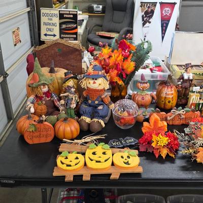 Sale Photo Thumbnail #15: Fall and Halloween decorations