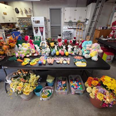 Sale Photo Thumbnail #4: Spring and Easter decorations