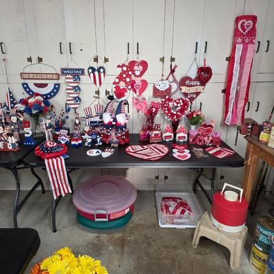 Sale Photo Thumbnail #5: Patriotic, 4th of July, and Valentine's Day decorations