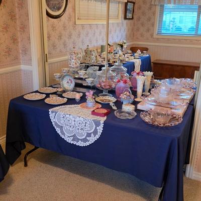 Sale Photo Thumbnail #88: Fine china and vintage porcelain