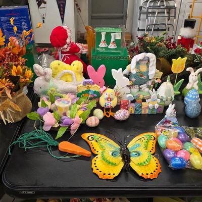 Sale Photo Thumbnail #19: Spring and Easter decorations