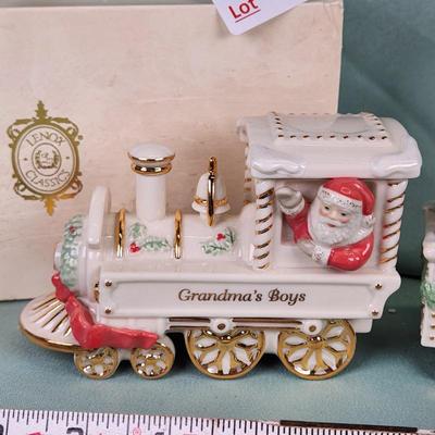 Sale Photo Thumbnail #224