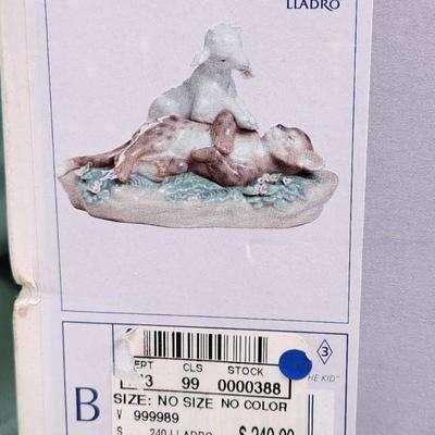 Sale Photo Thumbnail #536