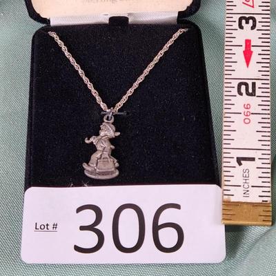 Sale Photo Thumbnail #312