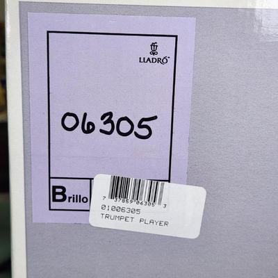 Sale Photo Thumbnail #678