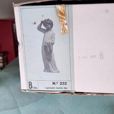 Sale Photo Thumbnail #560