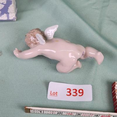 Sale Photo Thumbnail #414