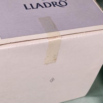 Sale Photo Thumbnail #426